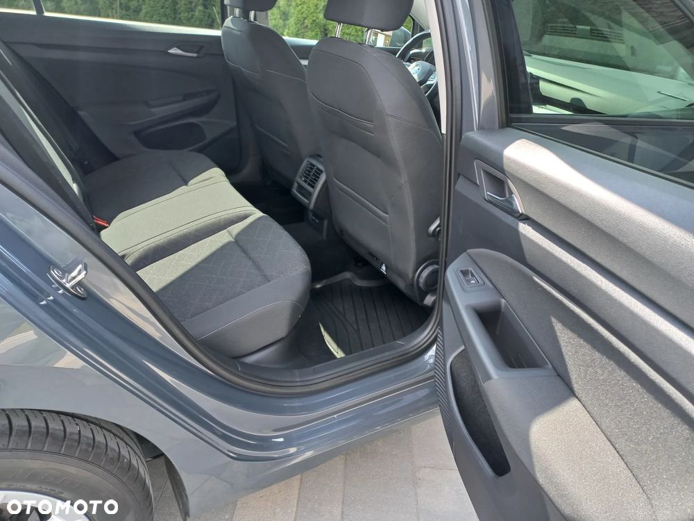 Volkswagen Golf - 35