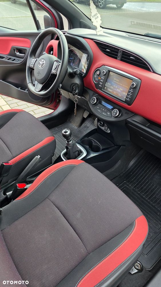 Toyota Yaris 1.5 Selection - 23