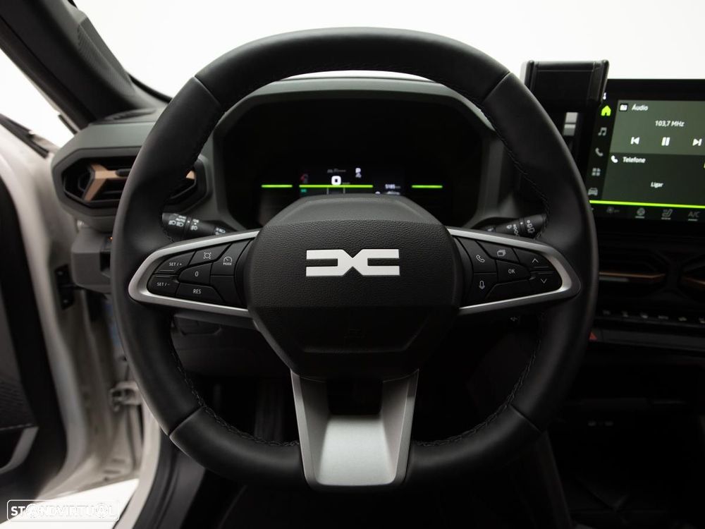 Dacia Duster 1.6 Hybrid Extreme - 17