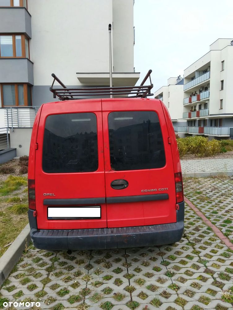 Opel Combo 2011 photo 2
