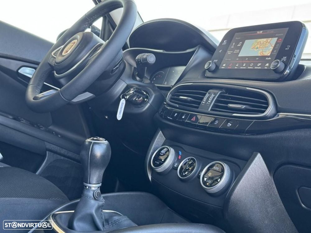 Fiat Tipo 1.3 M-Jet Lounge Tech - 23