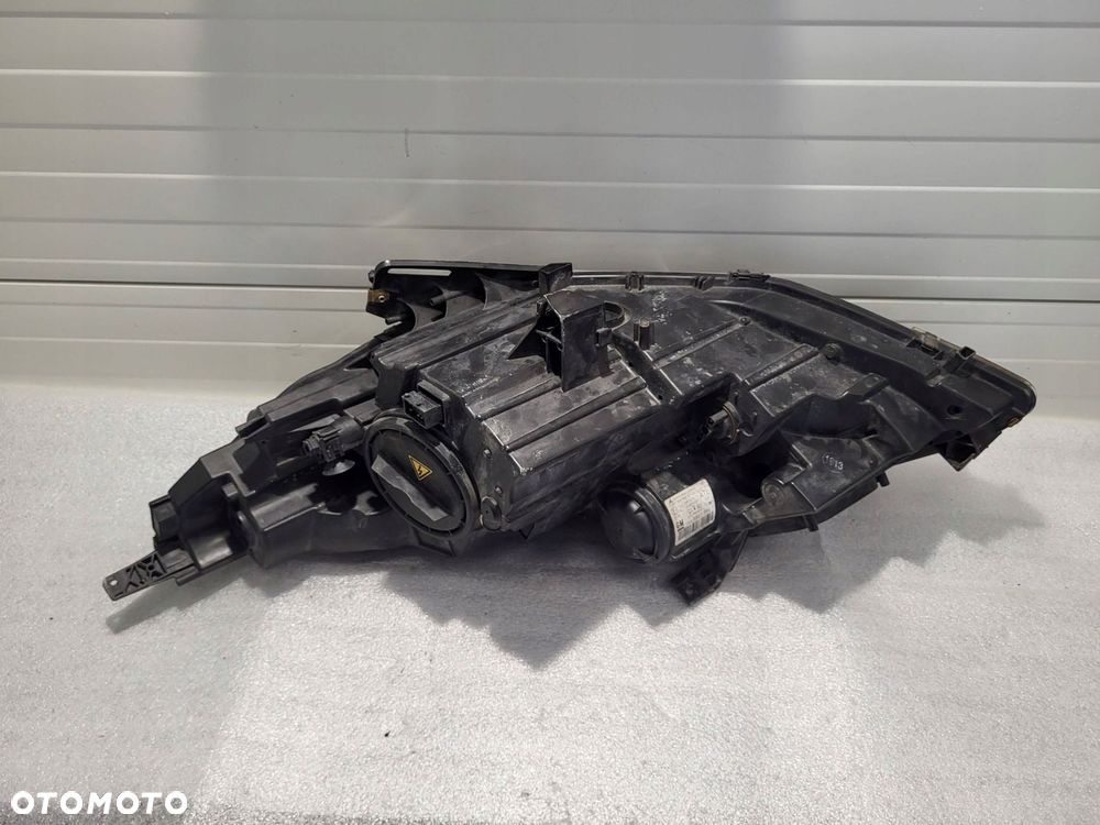 opel zafira c xenon przód strona prawa 13399861 - 7