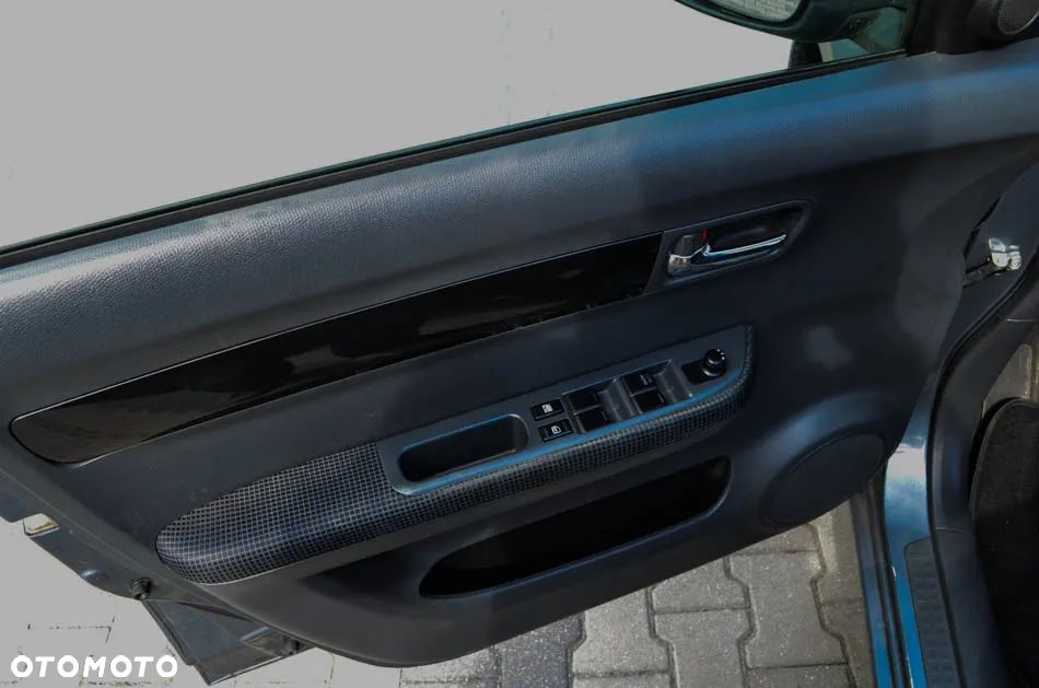 Suzuki Swift 1.3 4x4 Comfort - 26