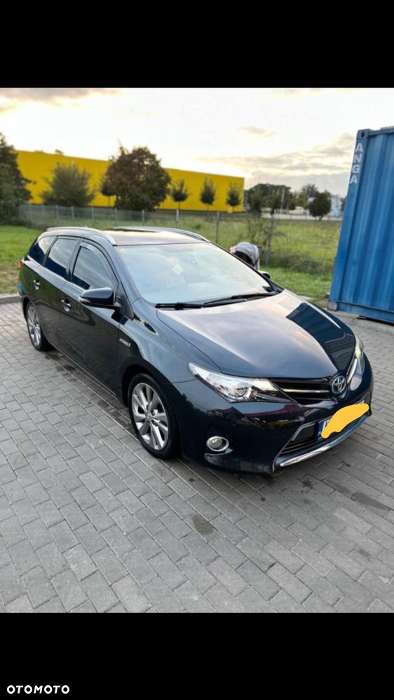 Toyota Auris 1.8 HSD Luna - 4