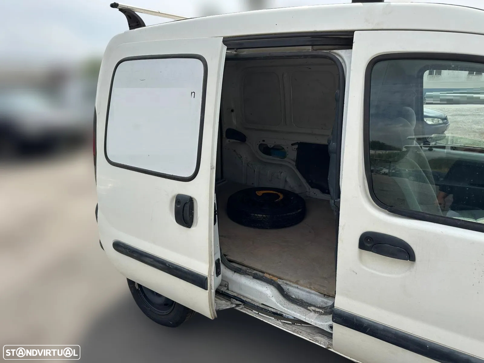 Renault Kangoo Express D 55 1.9 D de 1996 para peças - 3