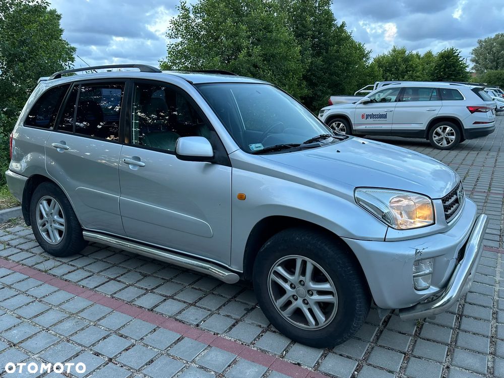 Toyota RAV4 2.0 VVT-i 4x4 - 10