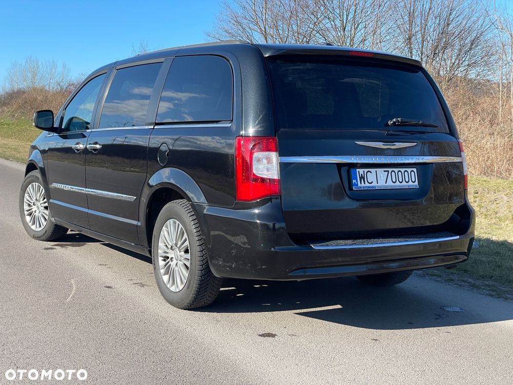 Chrysler Town & Country 3.6 Limited - 4