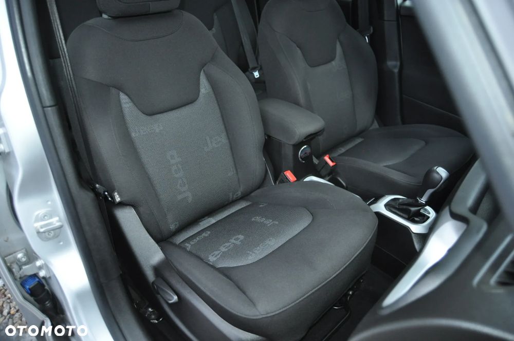 Jeep Renegade 1.4 MultiAir DSG Longitude - 11