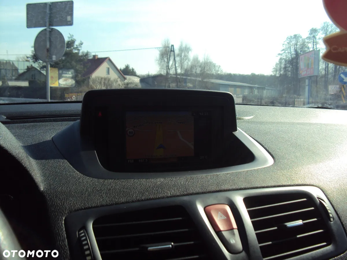 Renault Megane Grandtour 2.0 140 CVT Luxe - 9
