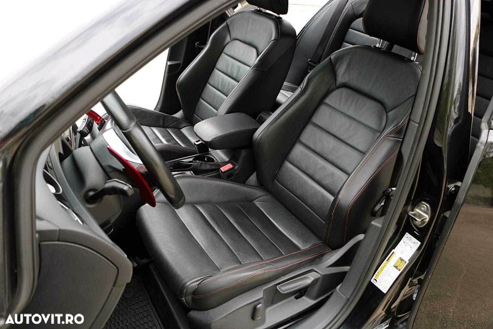 Volkswagen Golf - 9