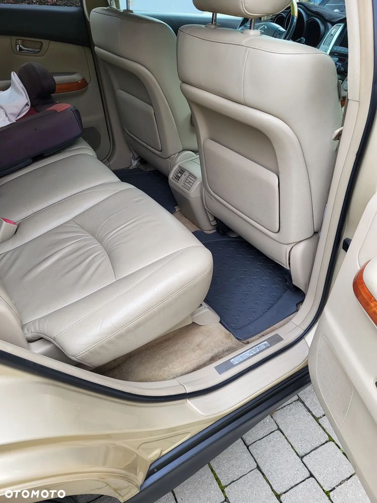 Lexus RX - 27