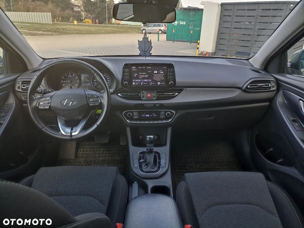 Hyundai i30 1.5 T-GDI 48V Comfort DCT - 15