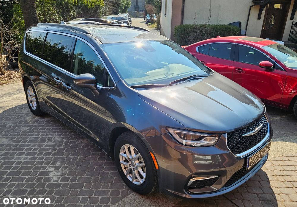 Chrysler Pacifica - 3