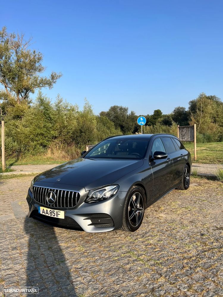 Mercedes-Benz E 300 de AMG Line - 1