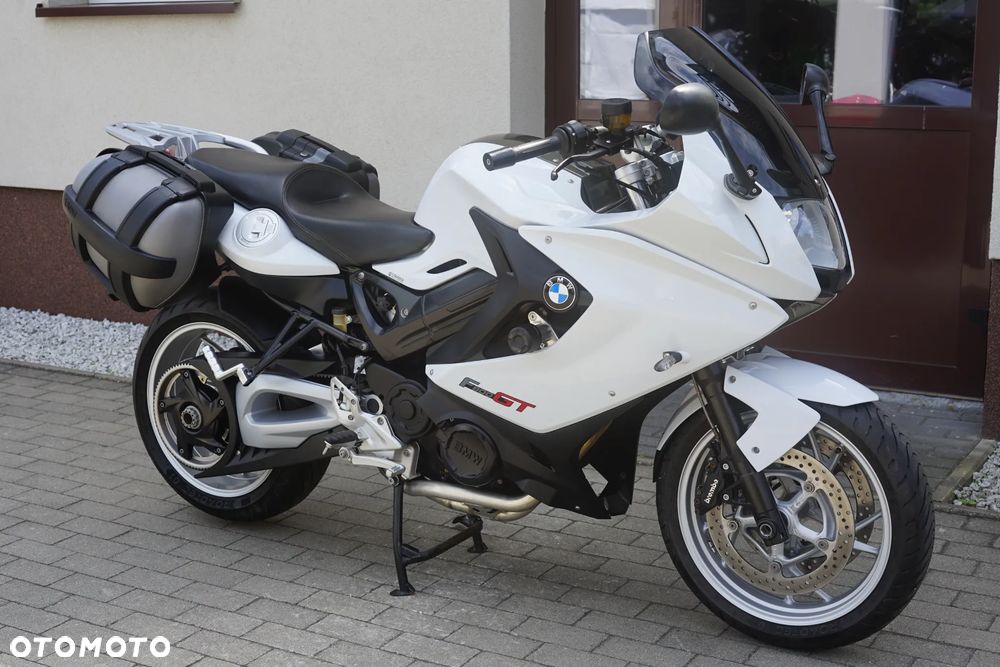 BMW F - 2