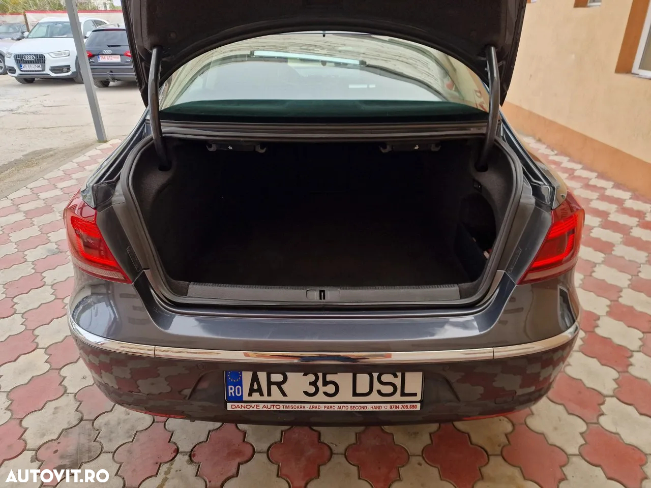 Volkswagen Passat CC 2.0 TDI BlueMotion Technology DSG - 11
