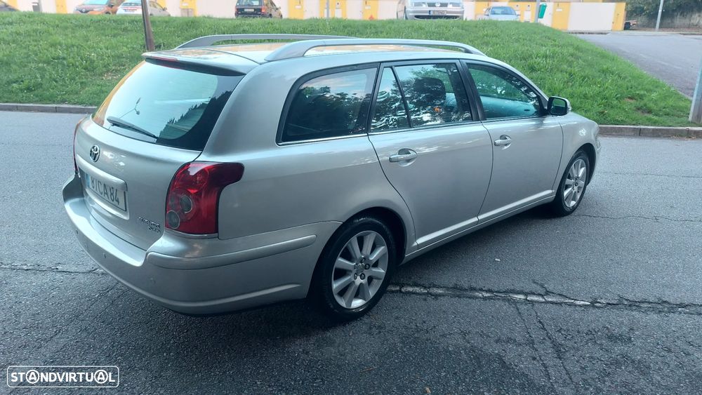 Toyota Avensis SW 2.0 D-4D Sol - 3