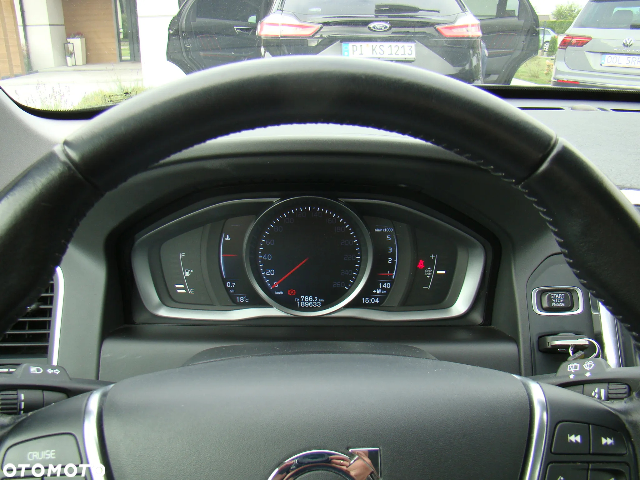 Volvo XC 60 D4 Momentum Pro - 28