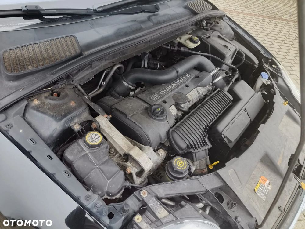 Ford Mondeo 2.5 Titanium - 32