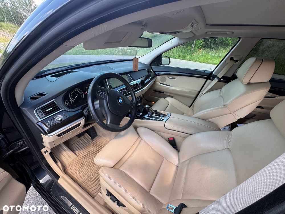 BMW 5GT - 7