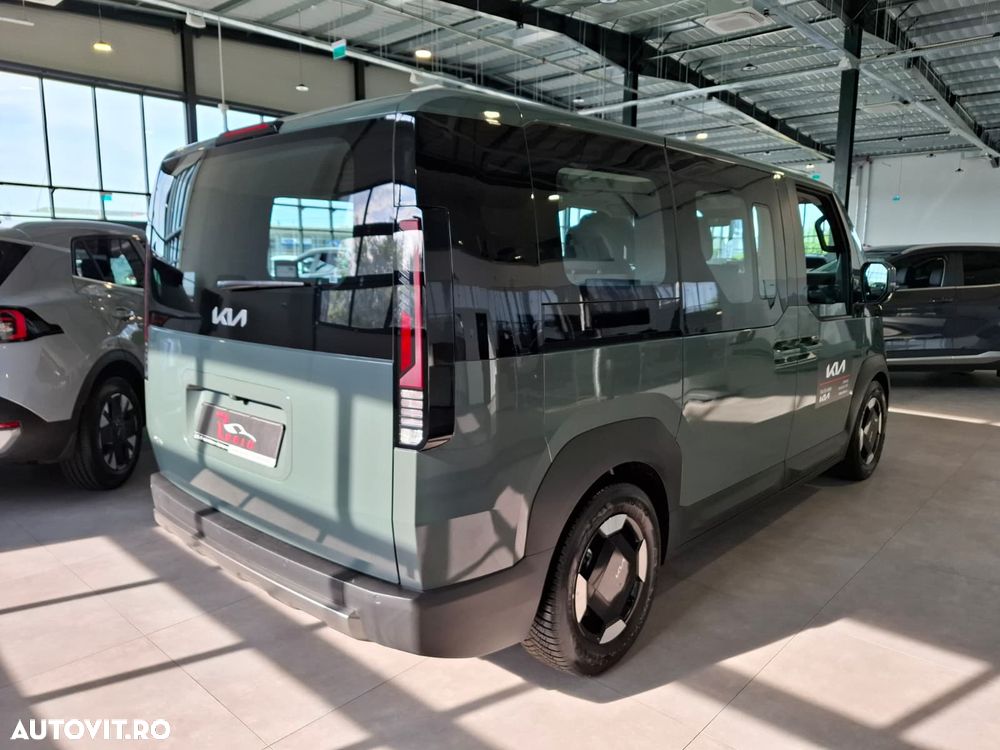 Kia PV5 Passenger - 12