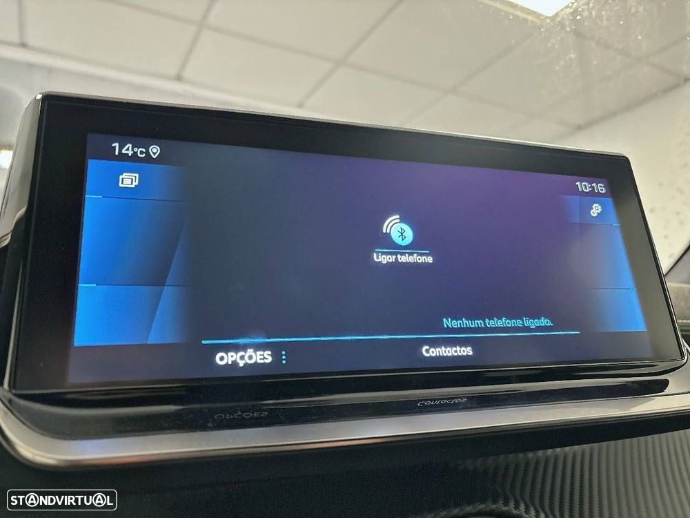 Peugeot 2008 1.5 BlueHDi GT EAT8 - 22