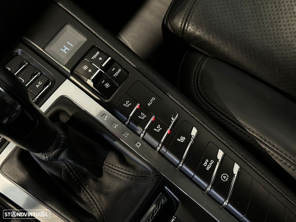 Porsche Macan S - 28