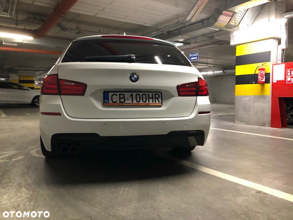 BMW Seria 5 520d Touring - 2
