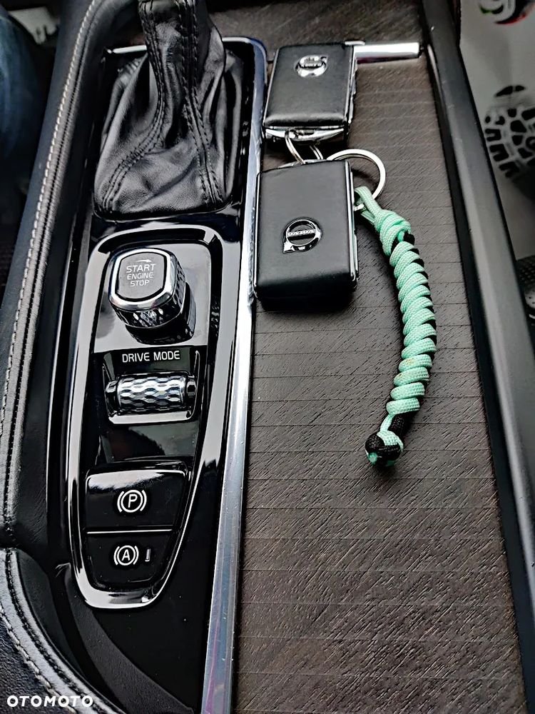 Volvo V90 Cross Country D5 AWD Geartronic Pro - 34