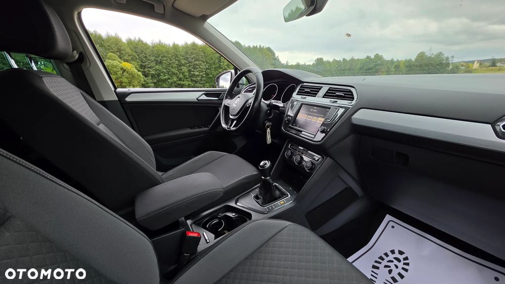 Volkswagen Tiguan 2.0 TDI BMT SCR Comfortline - 19