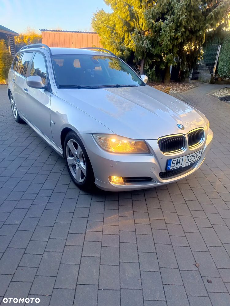 BMW Seria 3 320i - 3