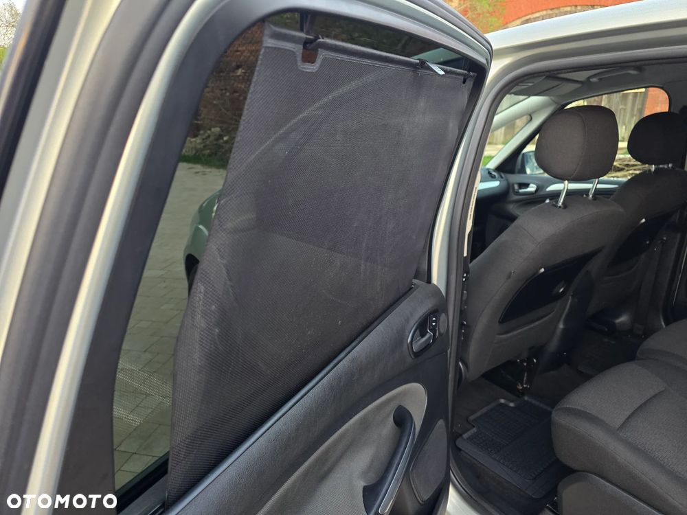 Ford S-Max 2.0 TDCi DPF Business Edition - 30