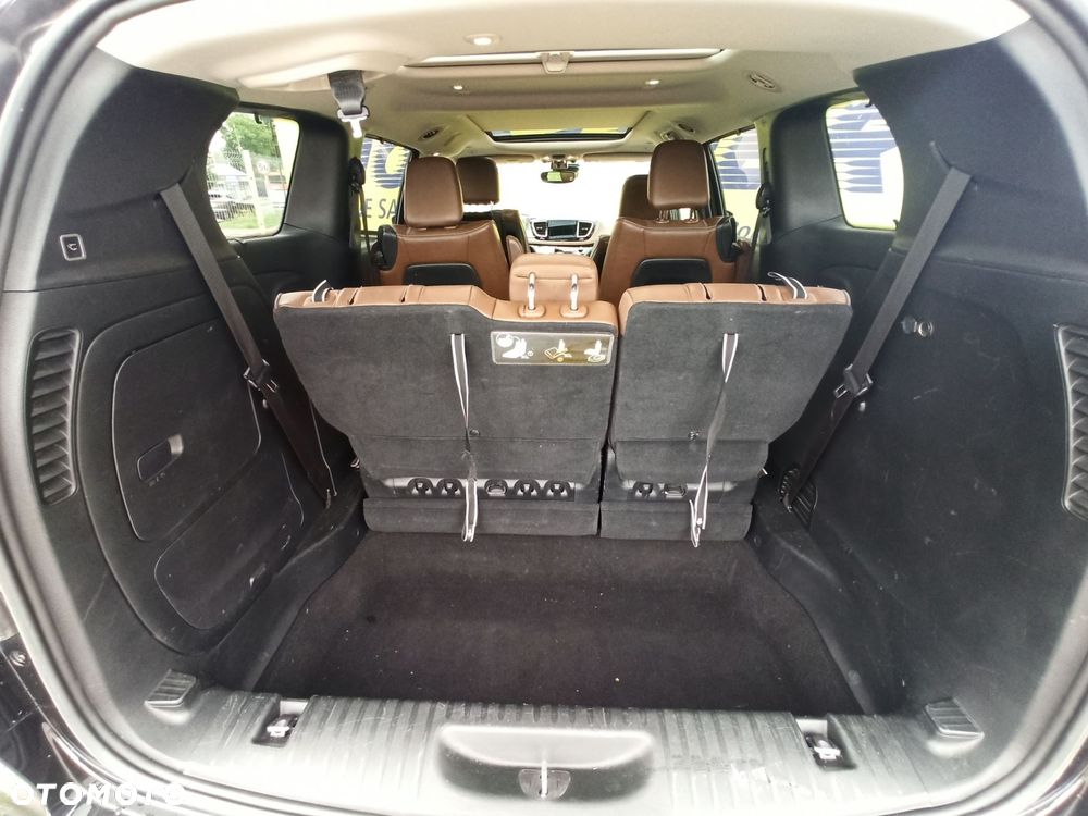 Chrysler Pacifica - 10