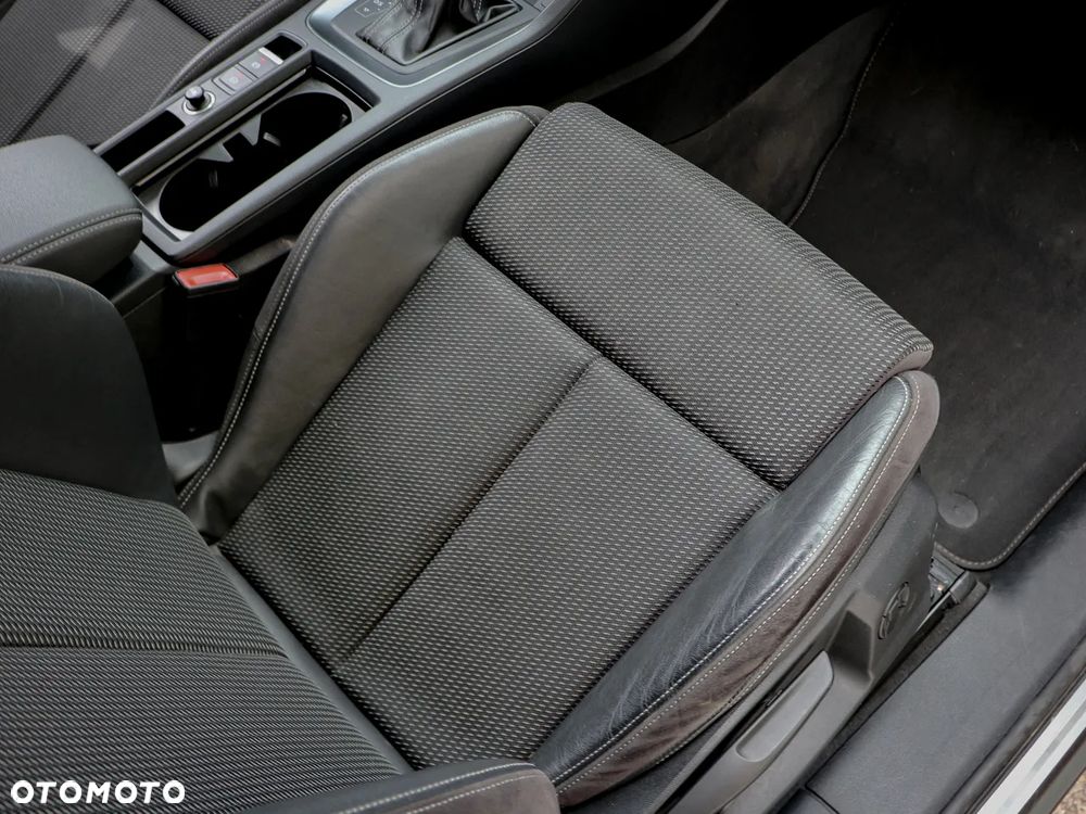 Audi Q3 40 TFSI Quattro S-Line S tronic - 16