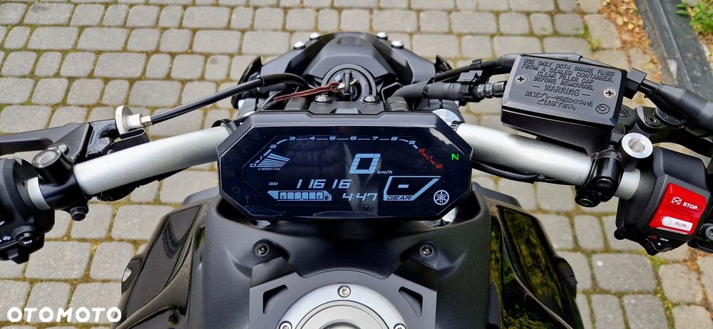 Yamaha MT - 9