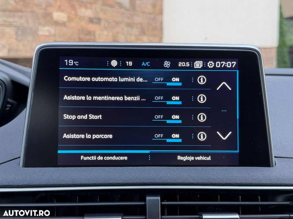 Peugeot 3008 PureTech 130 Stop & Start GPF Active Business-Paket - 23