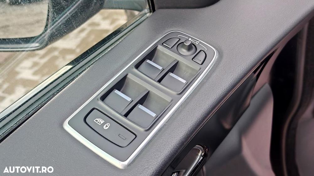 Jaguar F-Pace 20d AWD Aut. R-Sport Ingenium Edition - 25