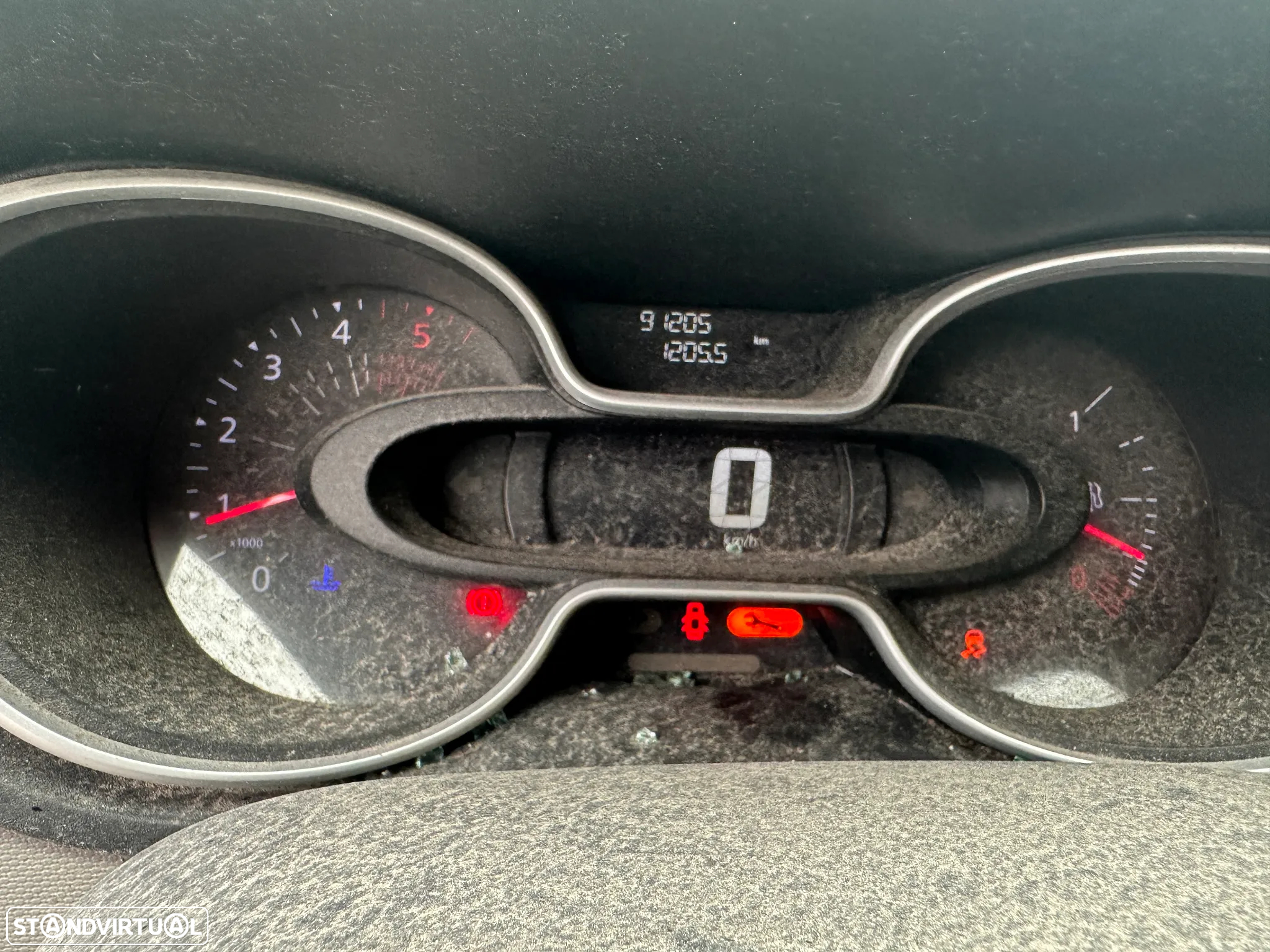 RENAULT TRAFIC III 1.6 BLUE DCI DE 2019 PARA PEÇAS - 6