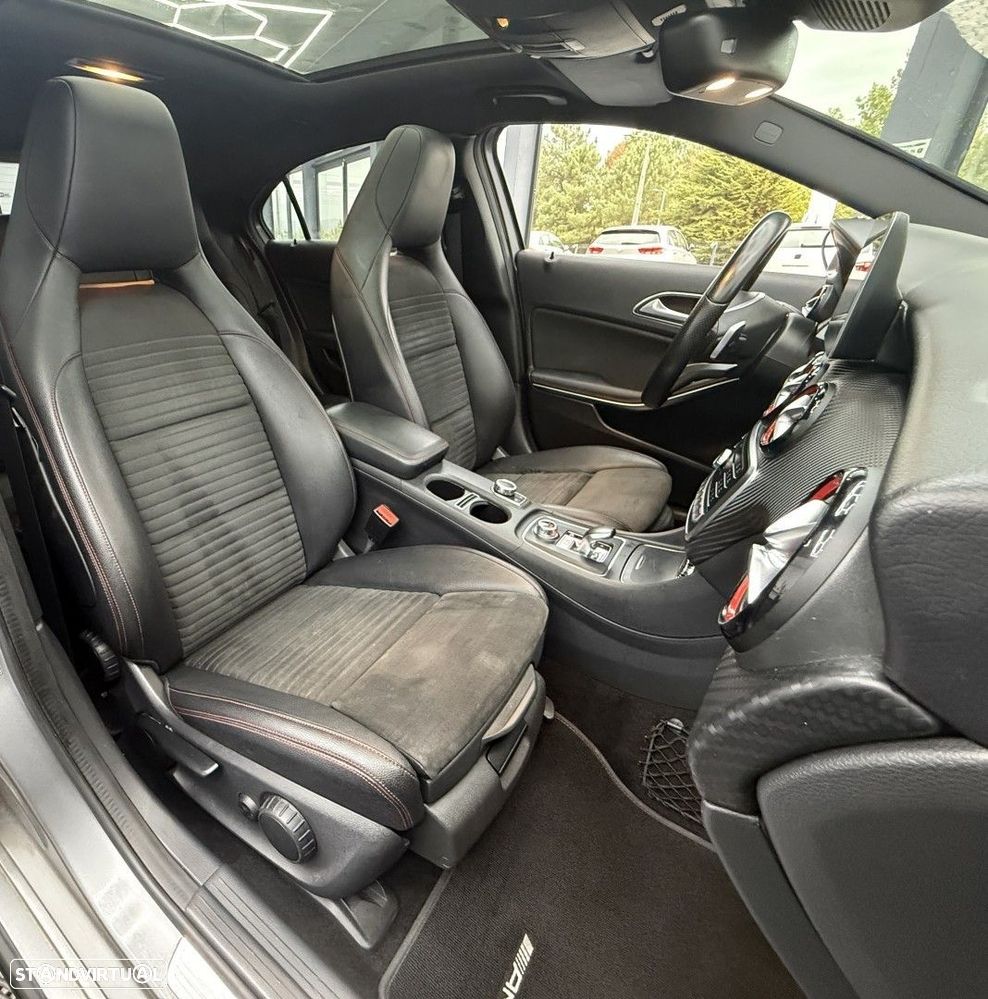 Mercedes-Benz A 45 AMG 4-Matic - 27