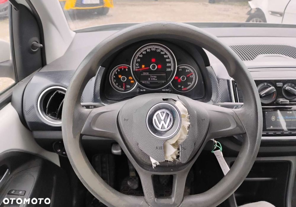 Volkswagen up! - 13