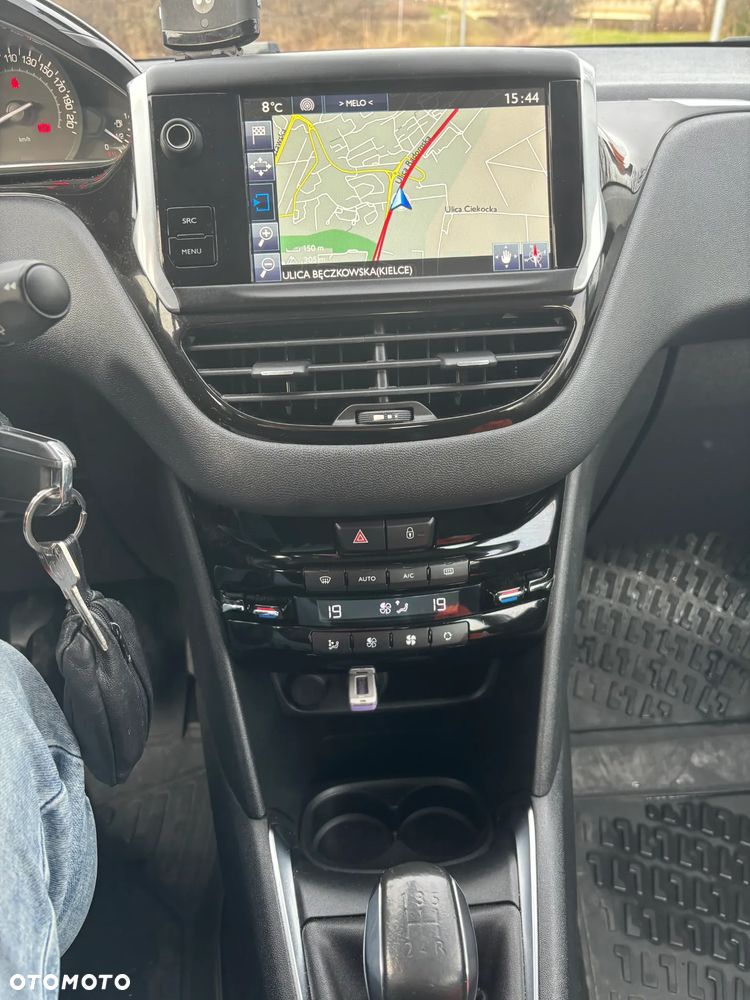 Peugeot 208 1.6 VTi Allure - 7