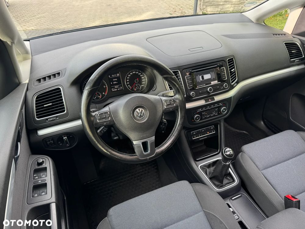 Volkswagen Sharan - 24