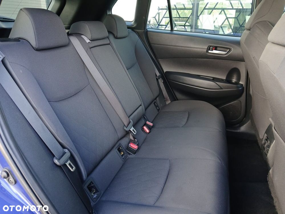 Toyota Corolla Cross 2.0 Hybrid Comfort - 23