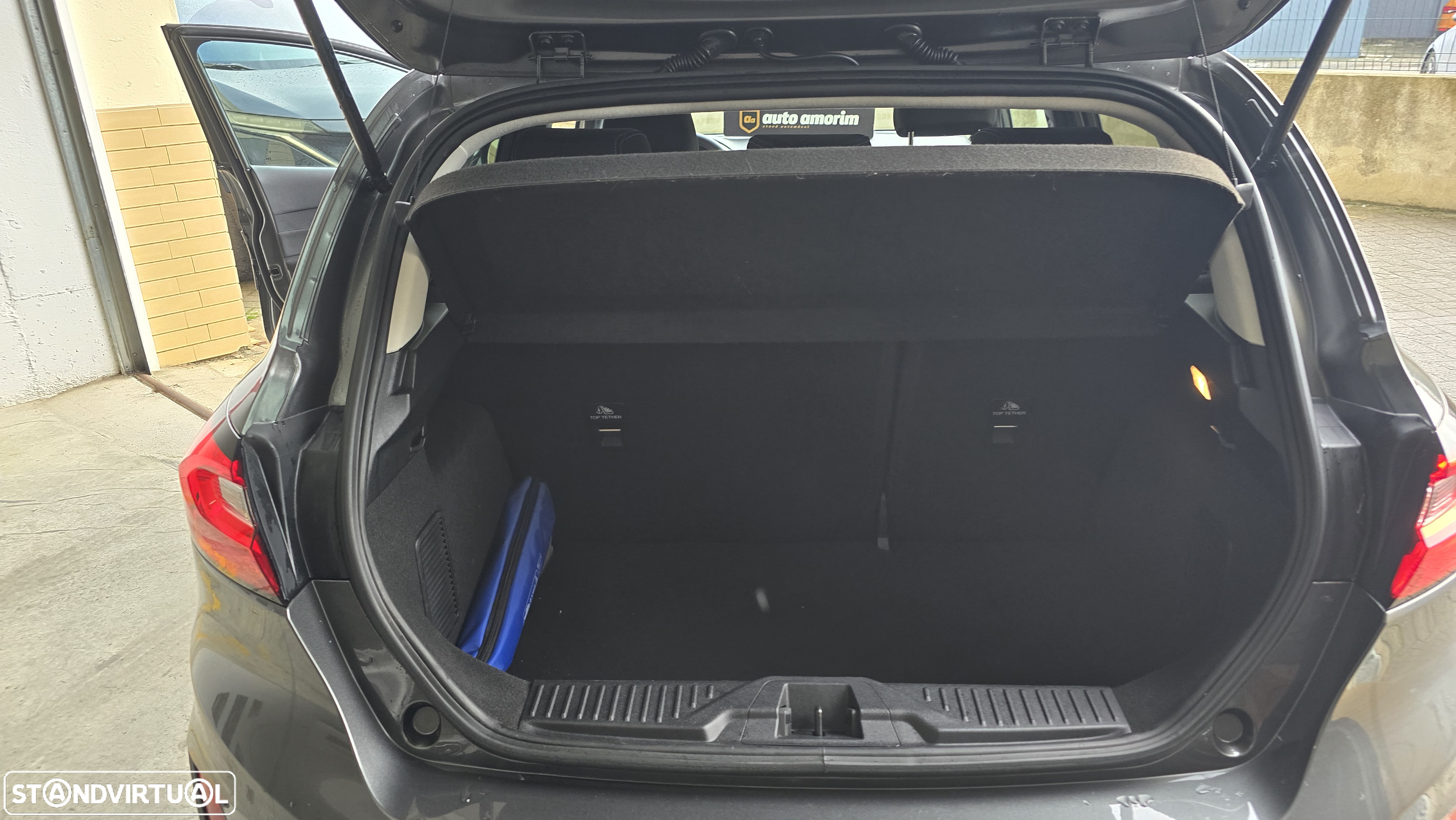 Ford Fiesta 1.0 EcoBoost MHEV Active X - 24