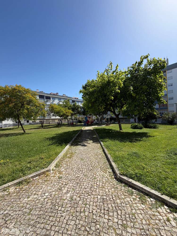 Apartamento T2 - Arrentela - Grande imagem: 3/15