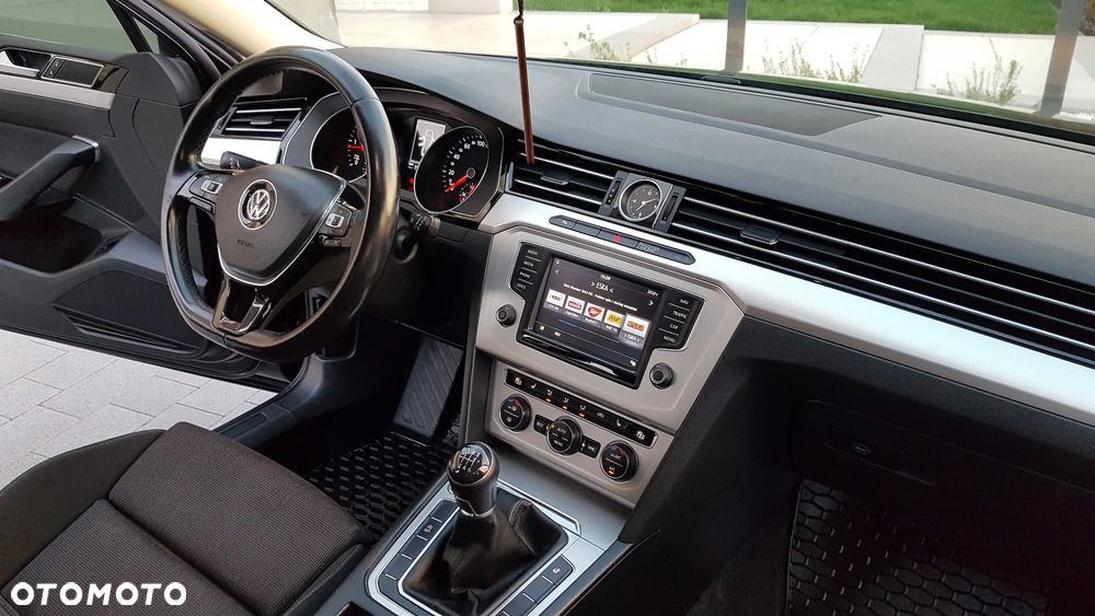 Volkswagen Passat 2.0 TDI BMT Highline - 21