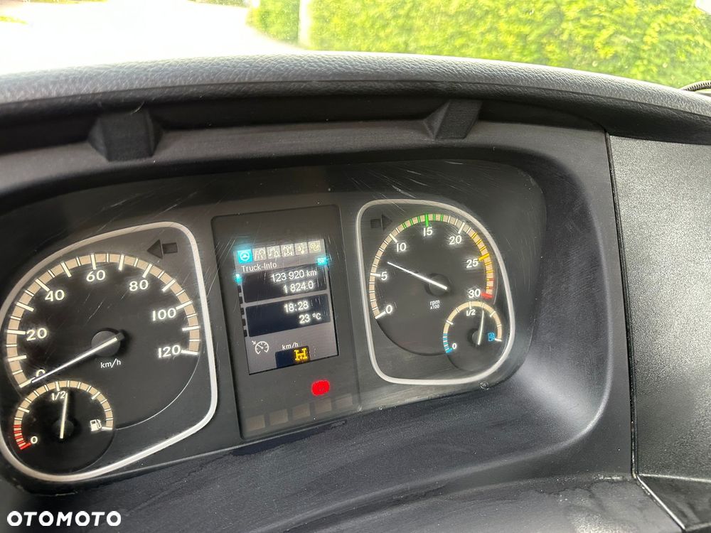 Mercedes-Benz Atego - 18