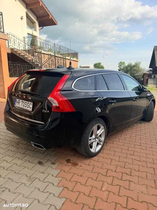 Volvo V60 D4 AWD Momentum - 3