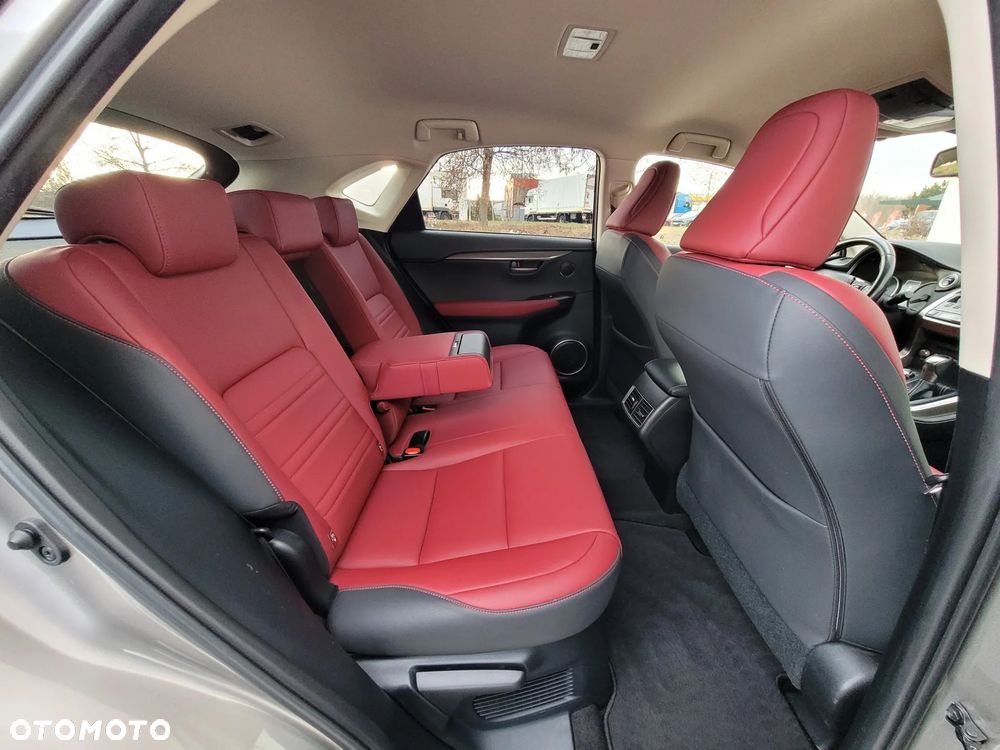 Lexus NX 300h F Impression AWD - 14