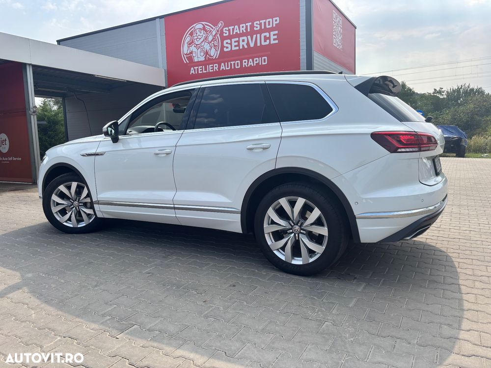 Volkswagen Touareg 3.0 V6 TDI 4Motion DPF Automatik Elegance - 4